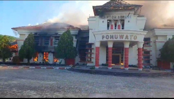 Tuntut Ganti Rugi Lahan Tambang Kantor Bupati Dan Dprd Pohuwato